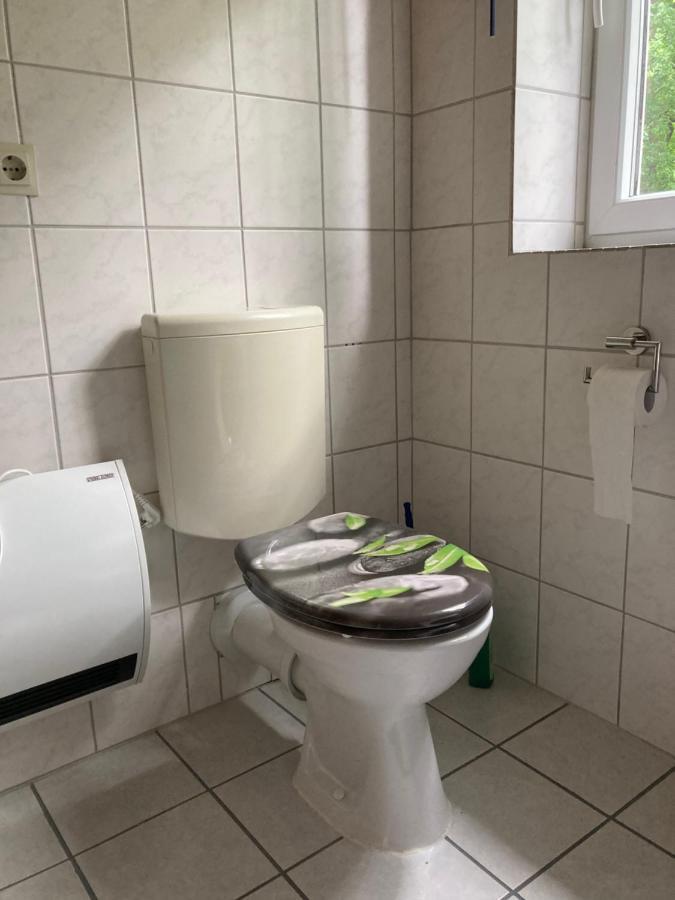 Haus Wald Und Wiese Wohnung Wiese Ehndorf Esterno foto